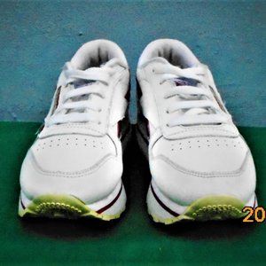 Reebok sneakers size 5